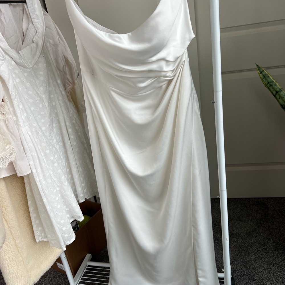 Jenny Yoo “Perla” Dress Neck Scarf Strapless for Bridal Shower, Rehearsal Dinner - Picture 8 of 16